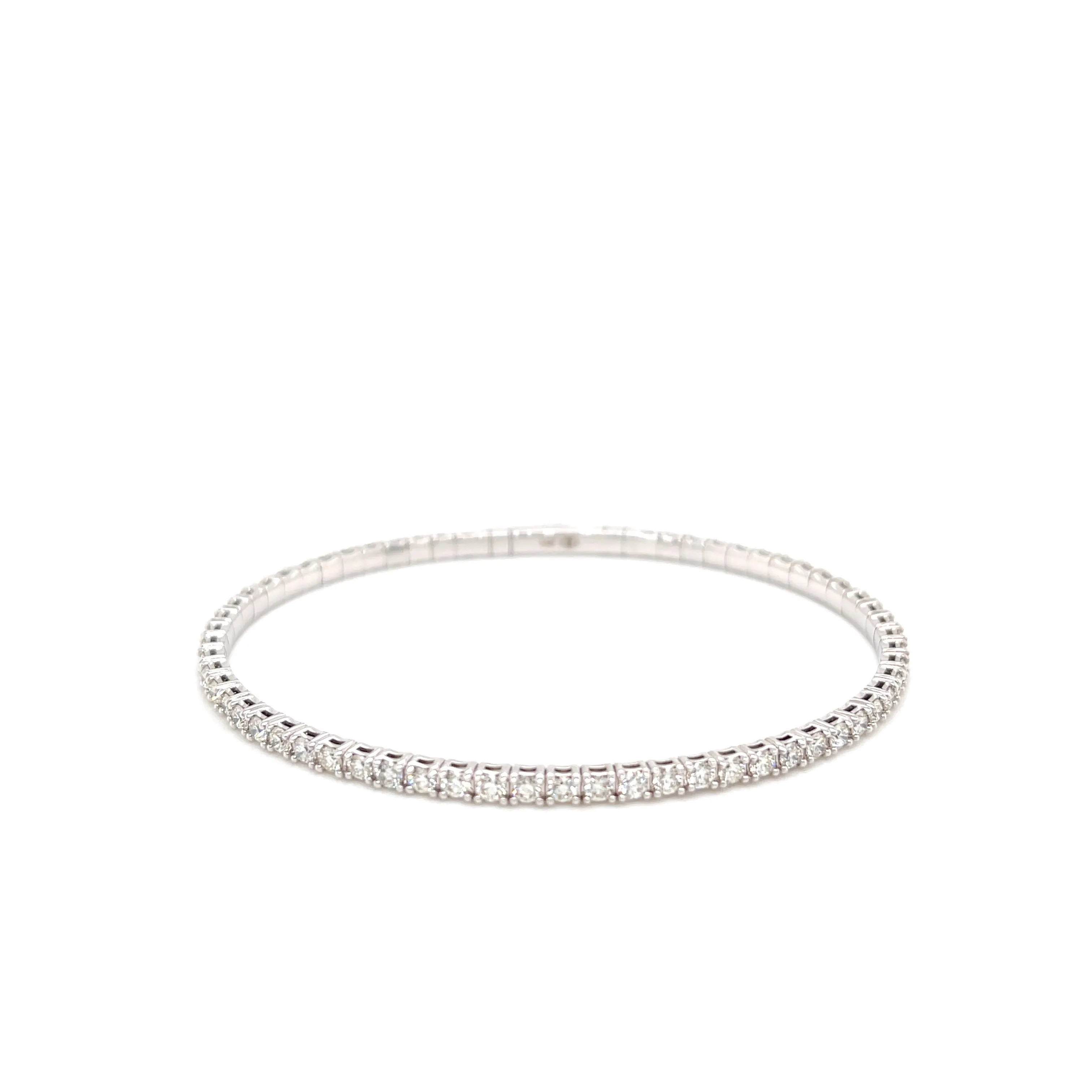 14K White Gold Diamond Flexible Bangle Bracelet (2.50ctw)