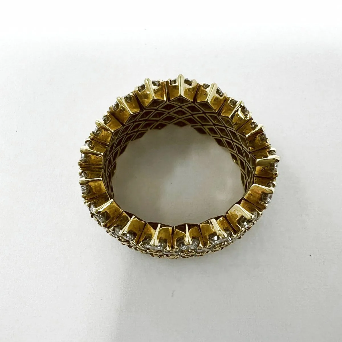 18K Gold Flexible Ring with 85 Full Cut Diamond