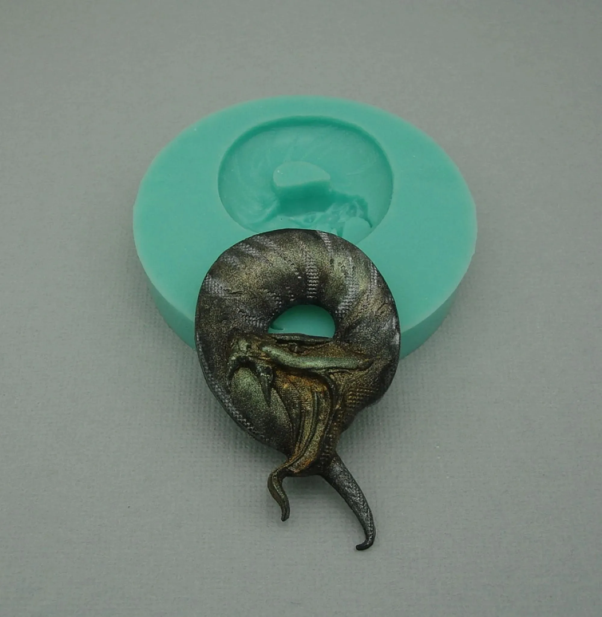 Anaconda Snake Silicone Mold for Crafts, Jewelry, Resin, Polymer Clay.