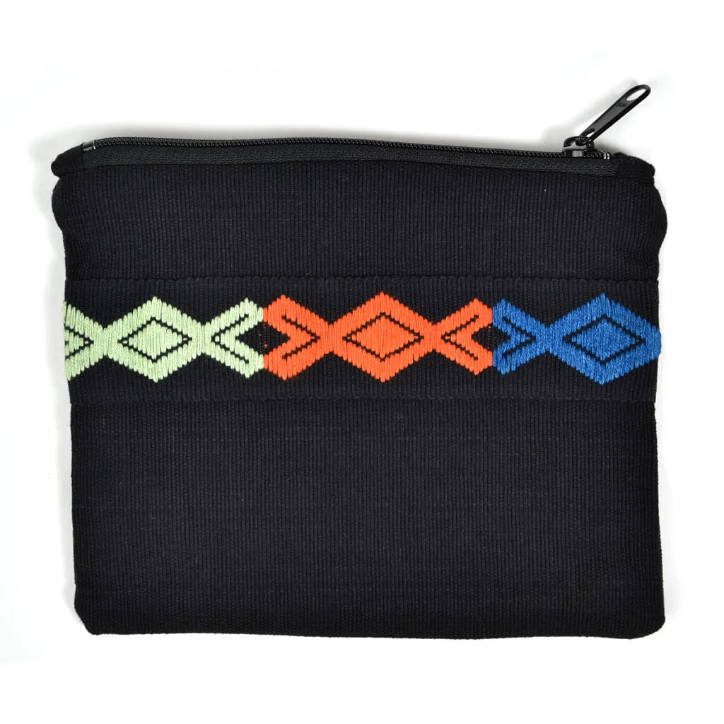 Backstrap Basics Clutch | Black B