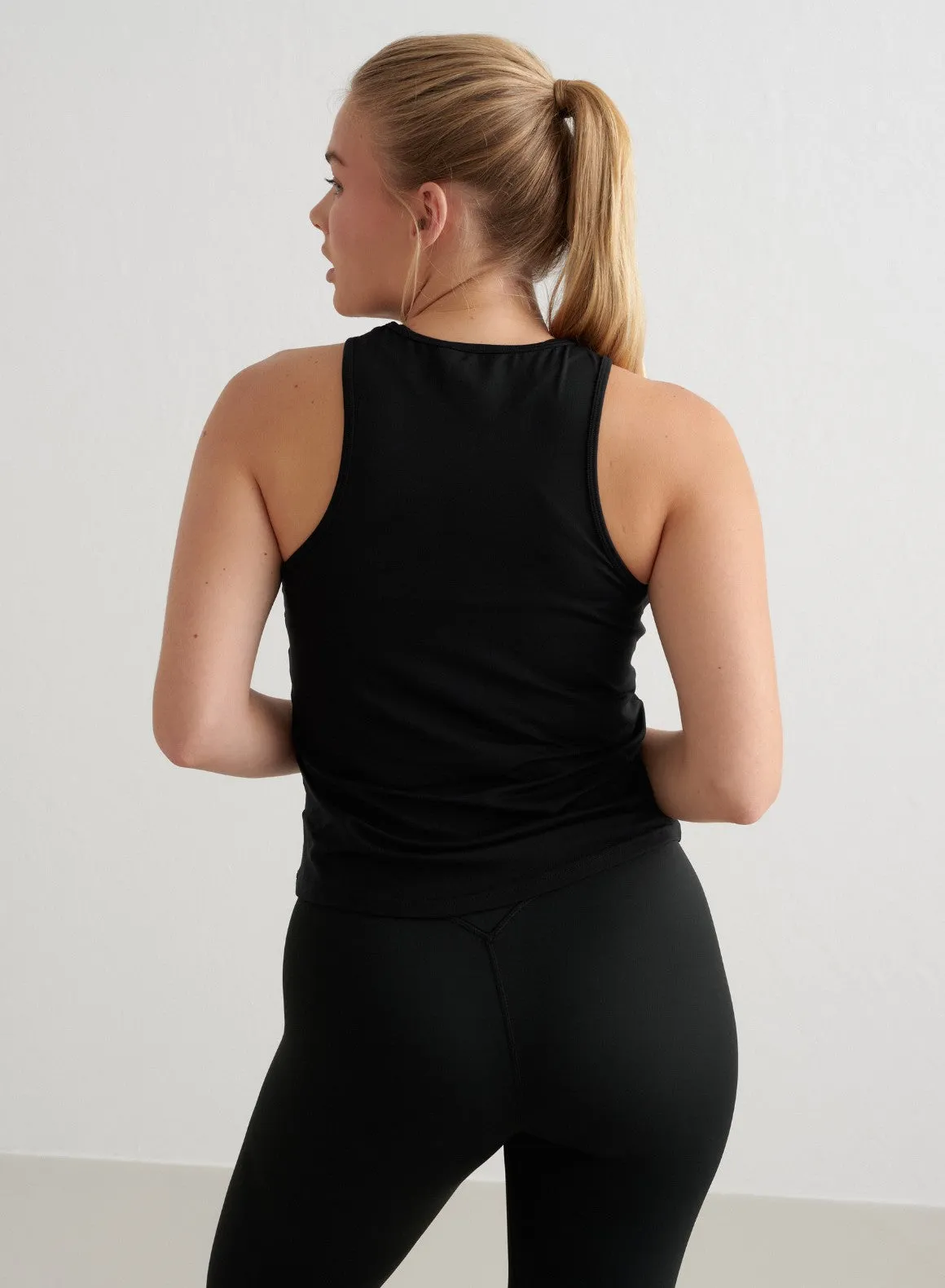 Black Soft Basic Singlet
