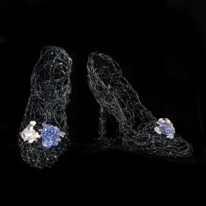 Black Wire Heel Sculptures With Glass ~ Nox Atra Shoes (Black Night Shoes)