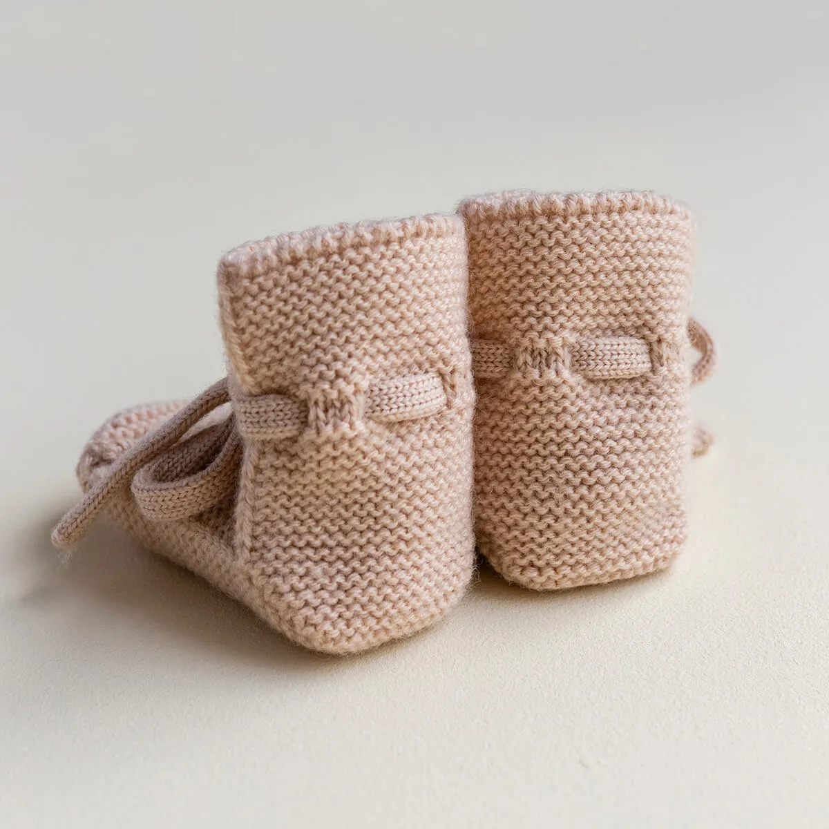 Booties Babyschuhe Gesterickt aus Merinowolle