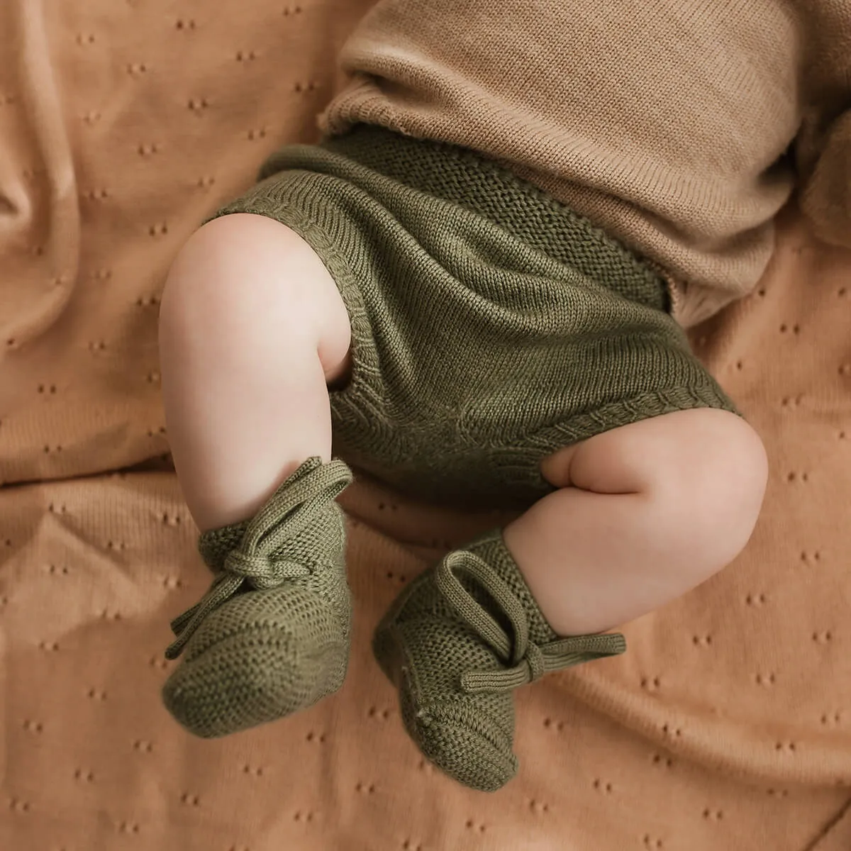 Booties Babyschuhe Gesterickt aus Merinowolle