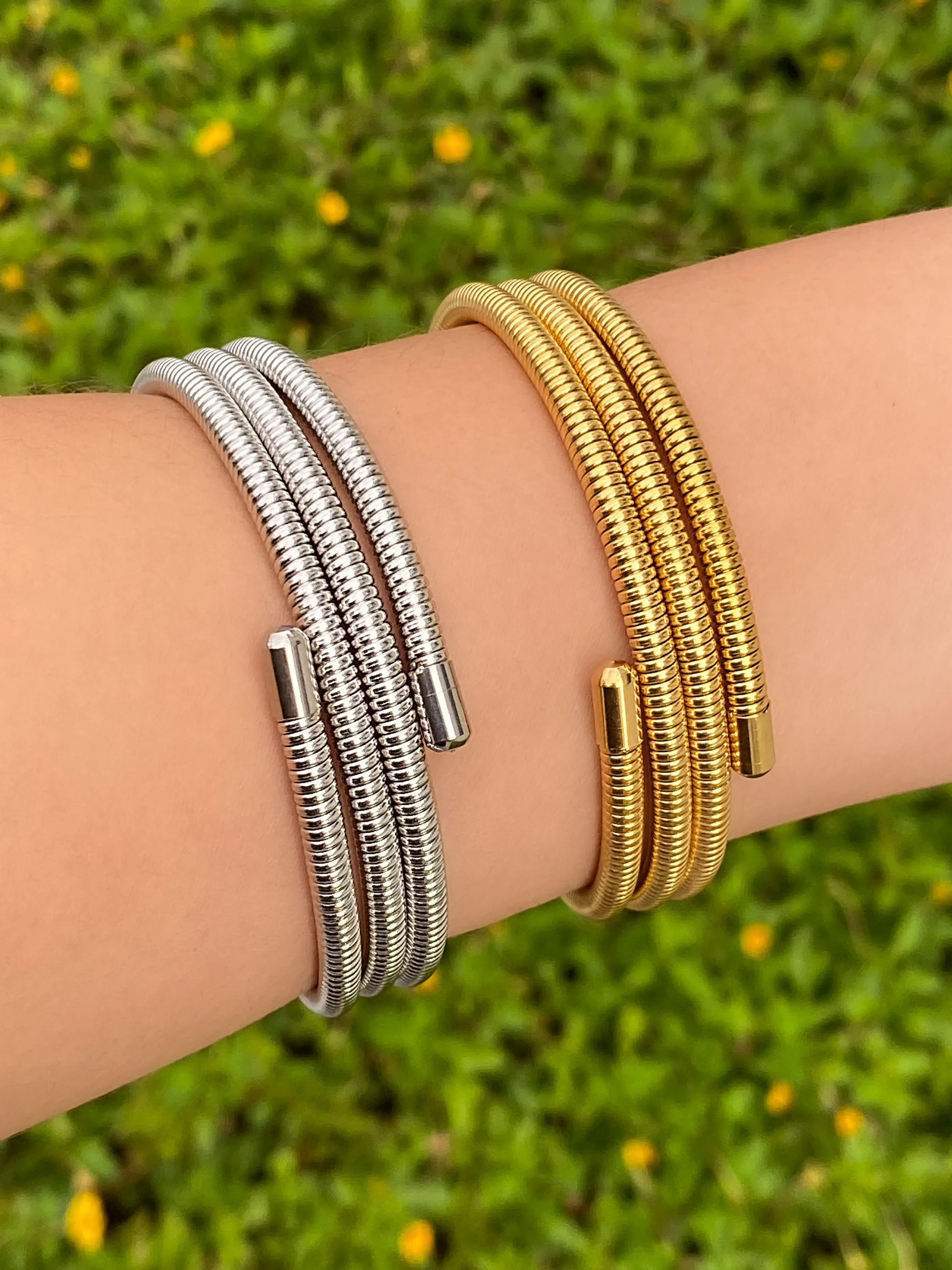 Brazalete Cuádruple Tipo Resorte Flexible