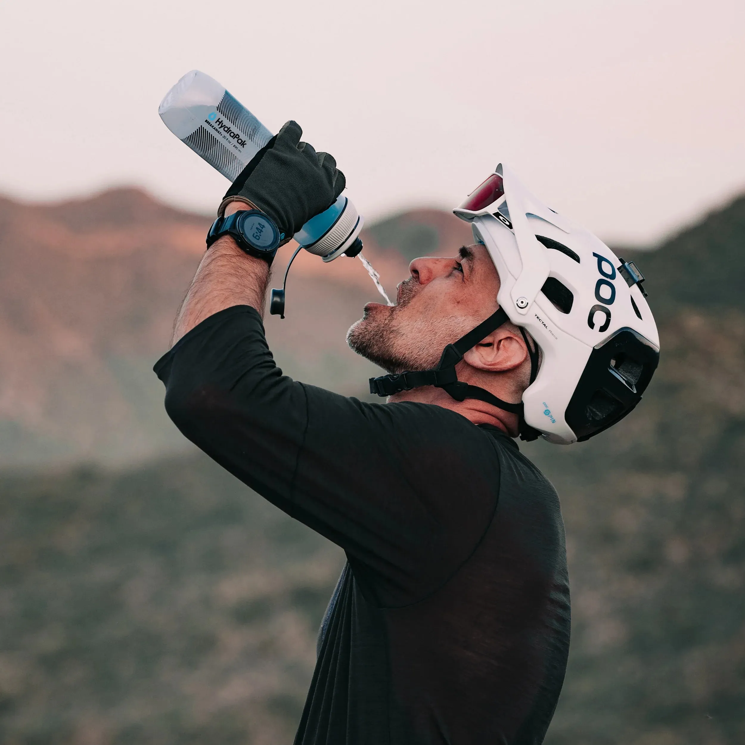 Breakaway  30oz/880ml