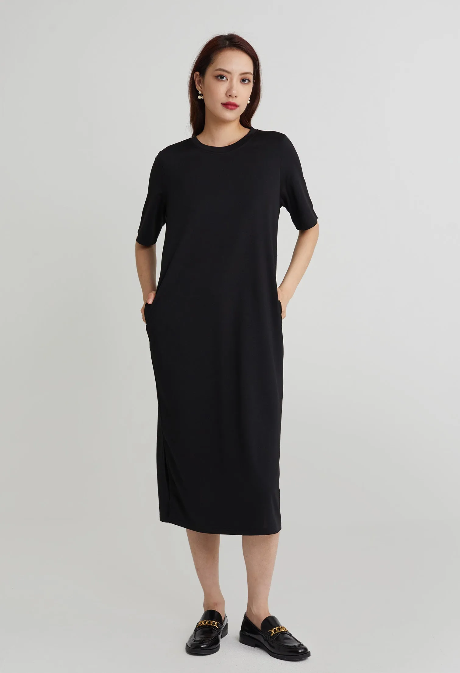 Cozy Round Neck Maxi Dress