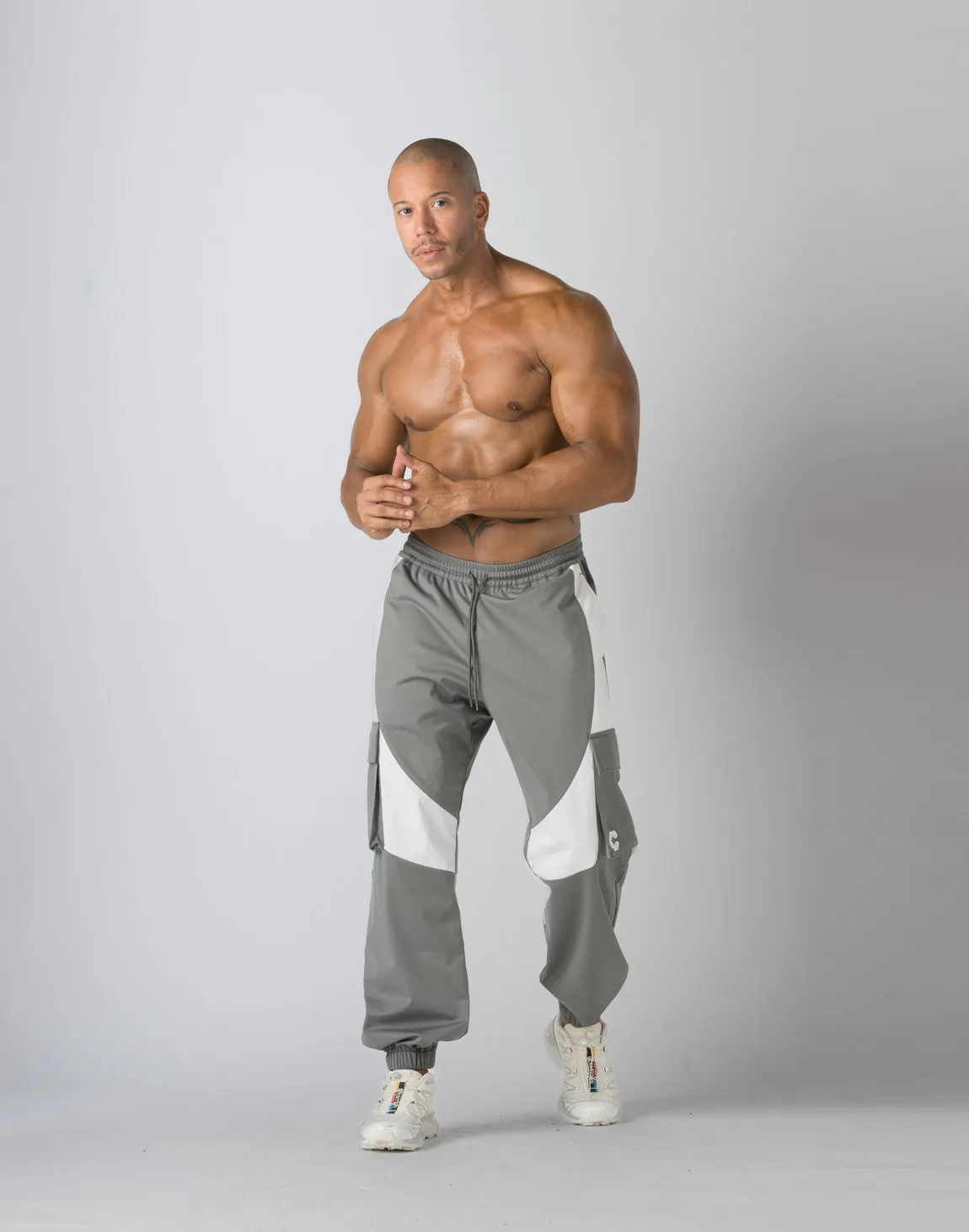 CRONOS WINDBREAKER WARM CARGO PANTS【GRAY】
