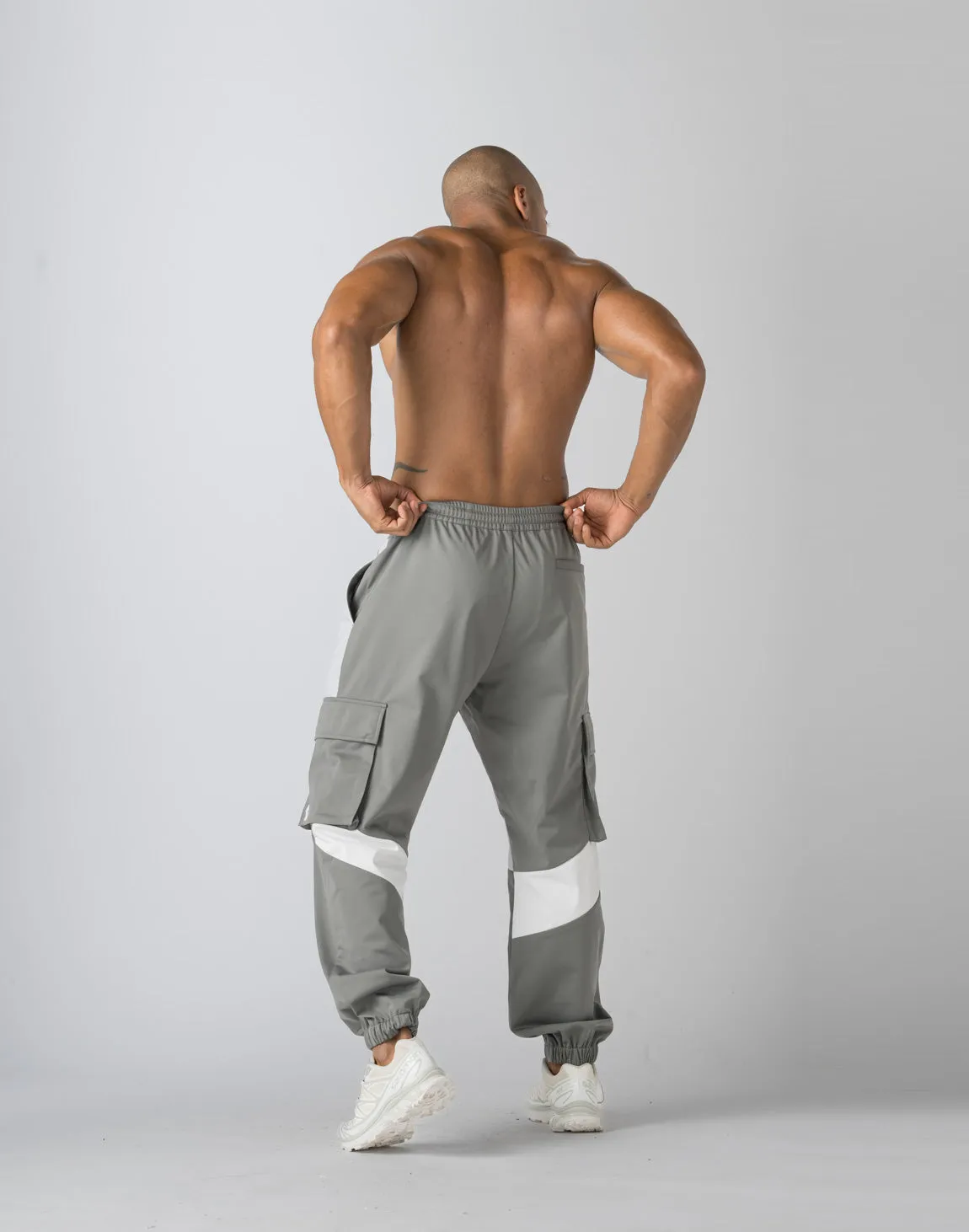 CRONOS WINDBREAKER WARM CARGO PANTS【GRAY】