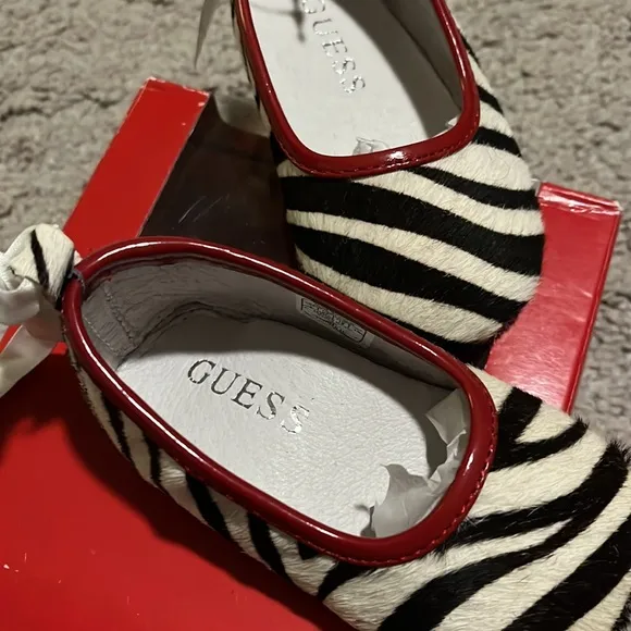 Guess Zebra infant baby shoes booties ballerina new
