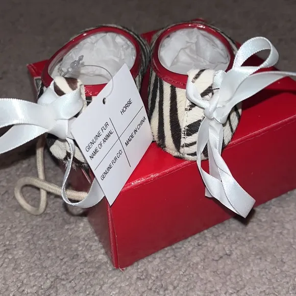 Guess Zebra infant baby shoes booties ballerina new