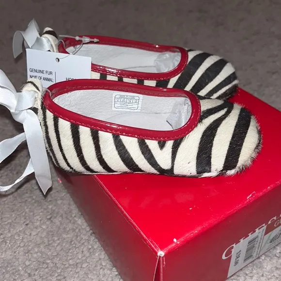 Guess Zebra infant baby shoes booties ballerina new