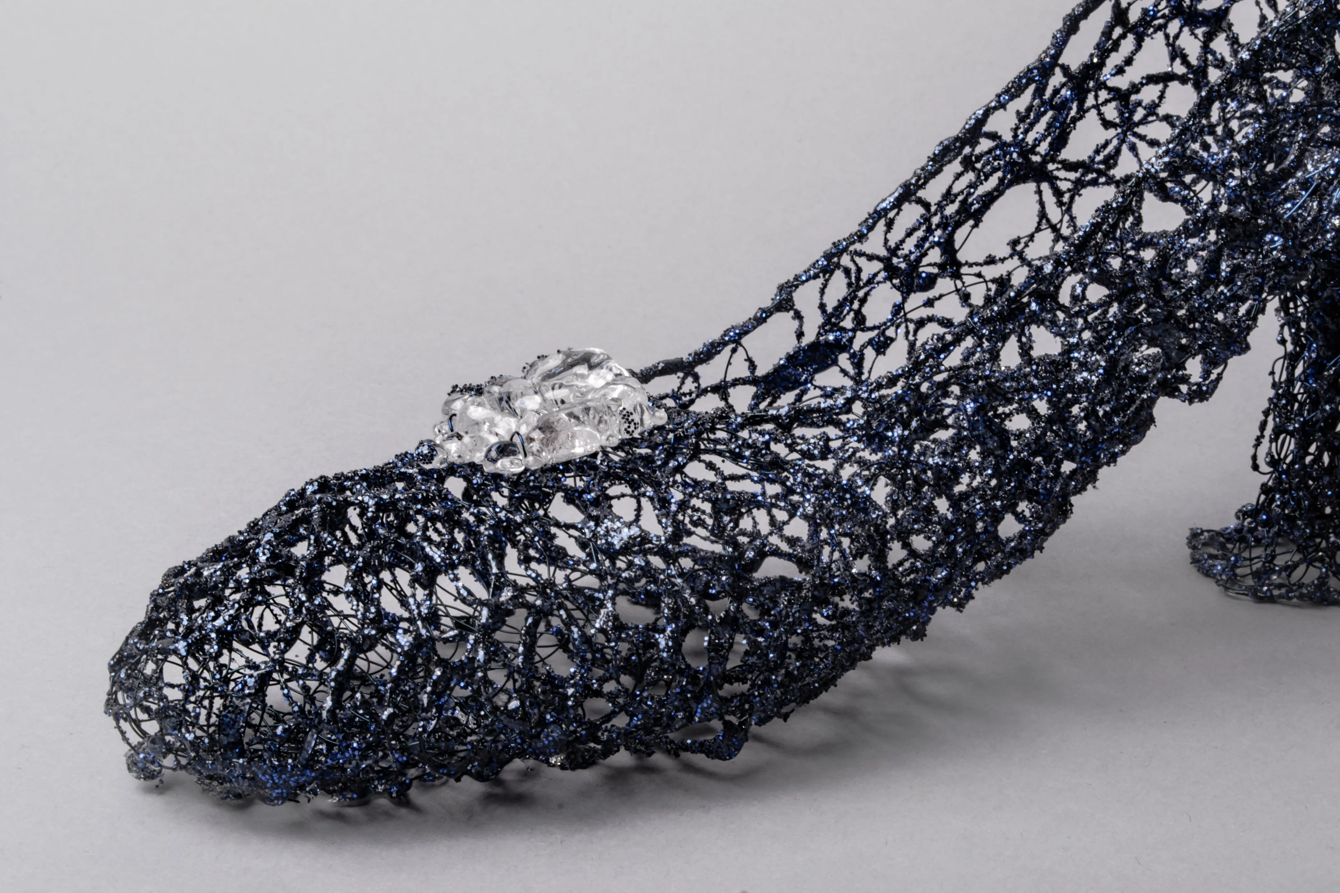 Hyacinthum Speculo Shoes (Blue Glass Shoes)