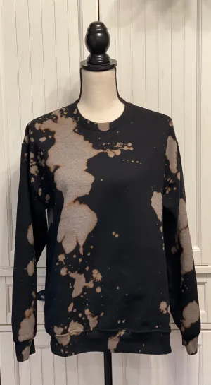Ivy Distressed Crew Neck ~ Unisex Size Medium