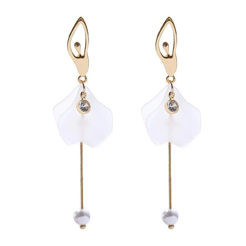 just-lil-things-white-earring-pin-earring-jlt10324