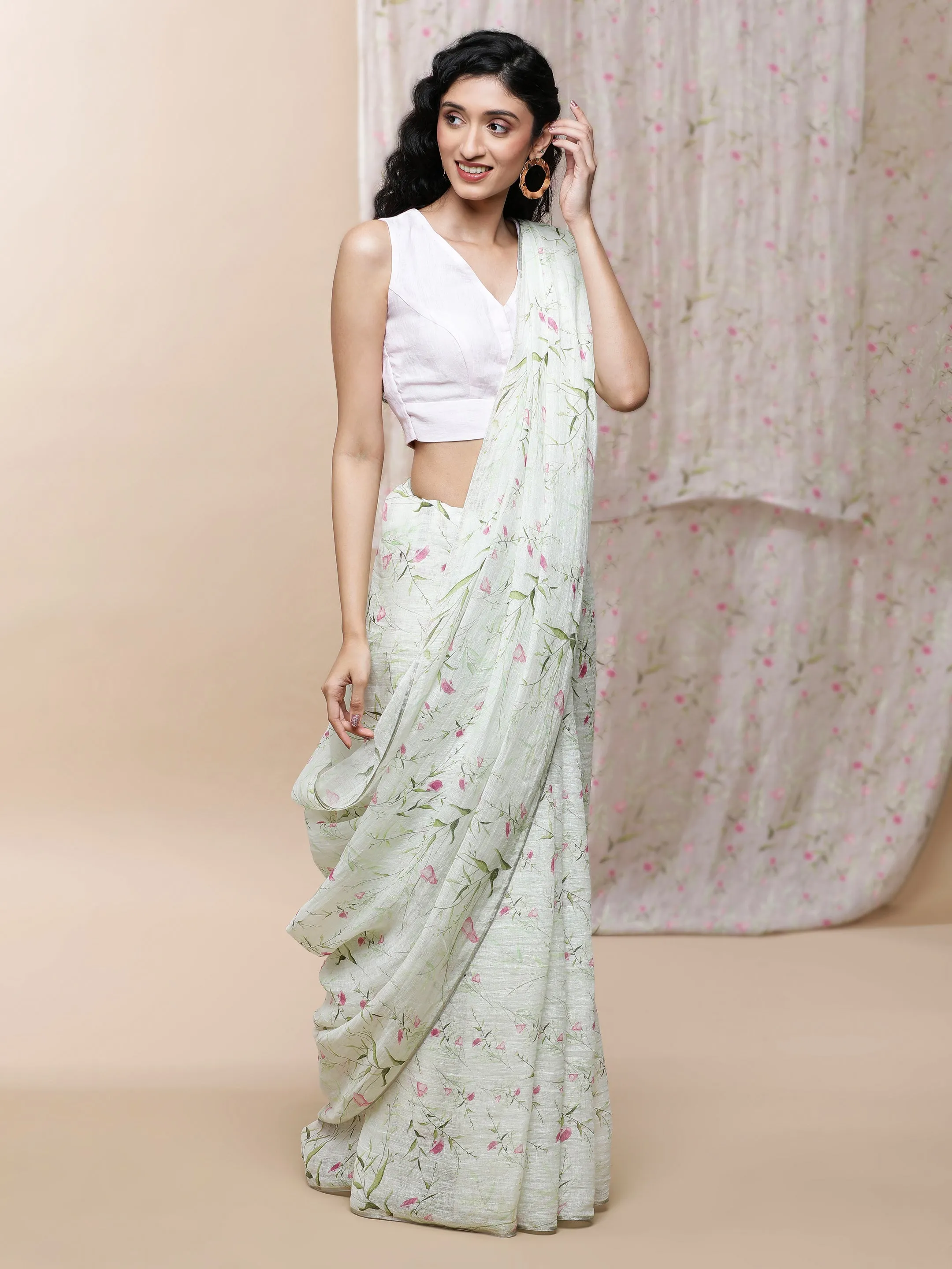 Lata Linen White Saree