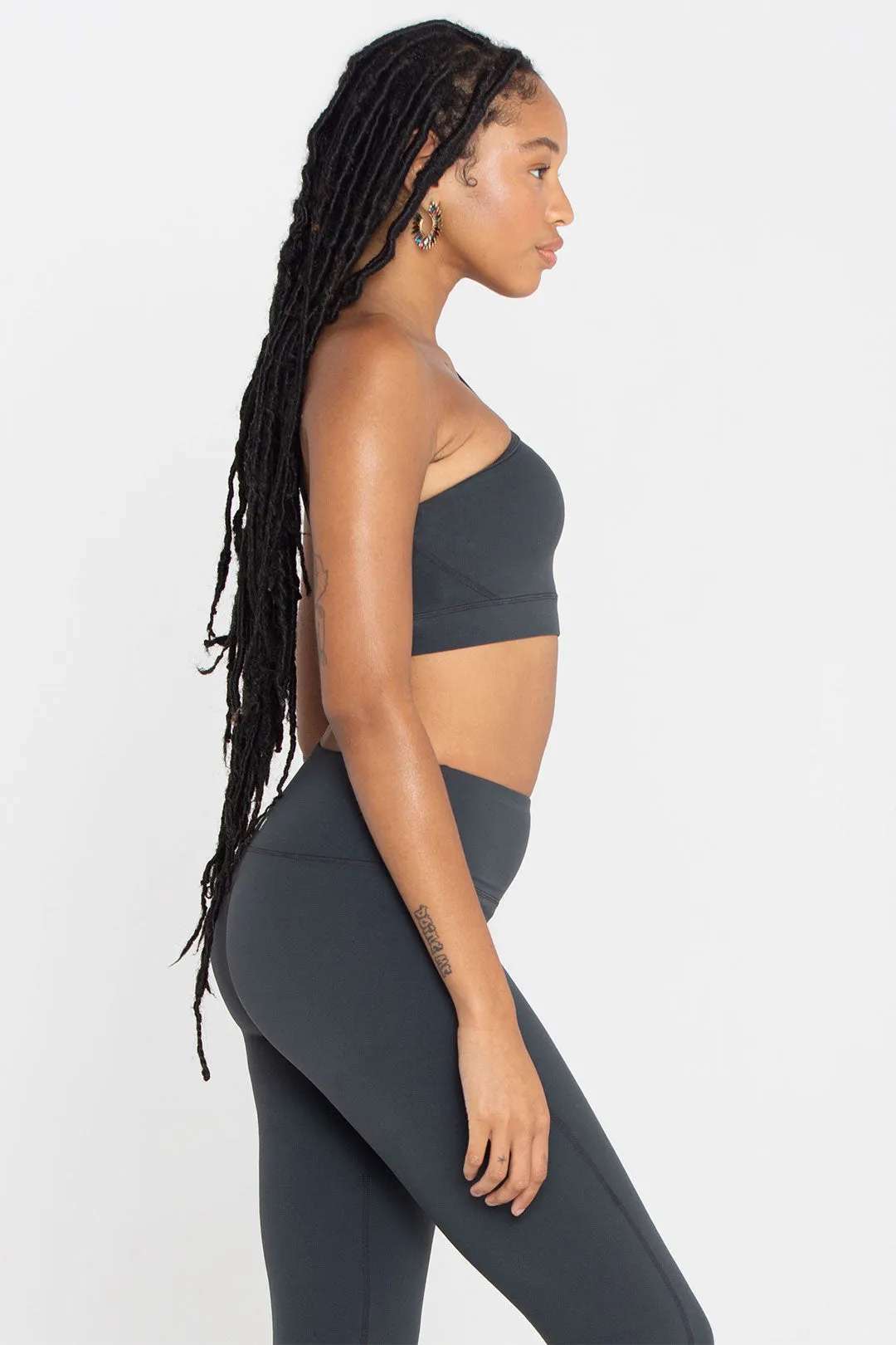 Light-Support One Shoulder Cut Out Hiking Yoga Bra
