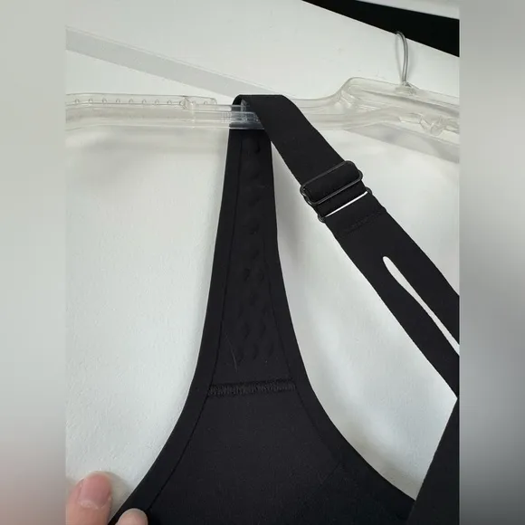 Lululemon AirSupport High Support Sports Bra in Black/Asphalt Grey, 32 D NWT