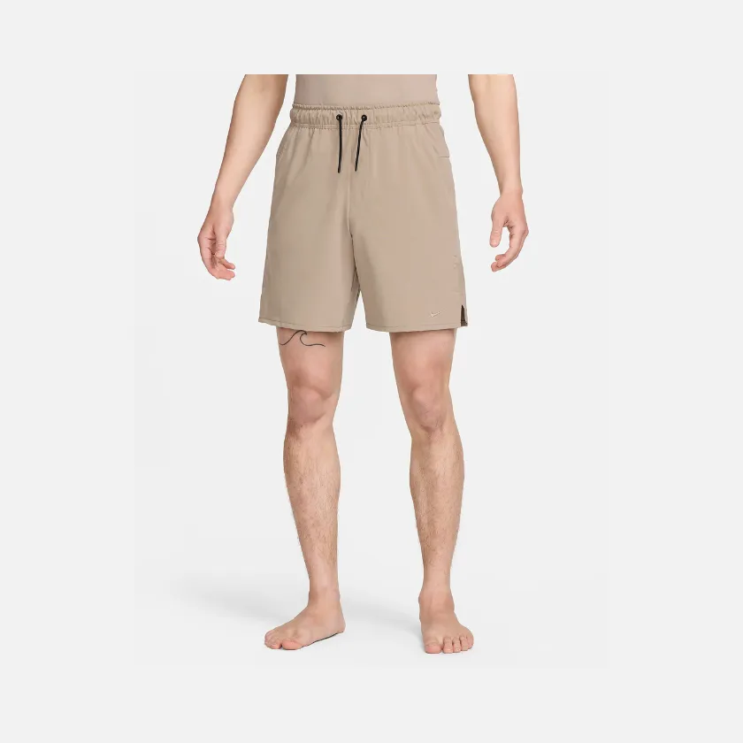 Nike Dri-FIT Unlimited Men's 18cm (approx.) 2-in-1 Versatile Shorts -Khaki/Black/Khaki