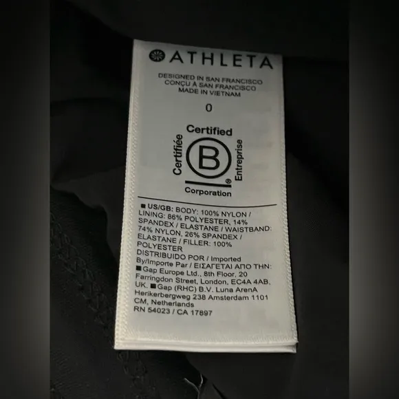 NWT Athleta Solstice Relaxed Fit Shorts