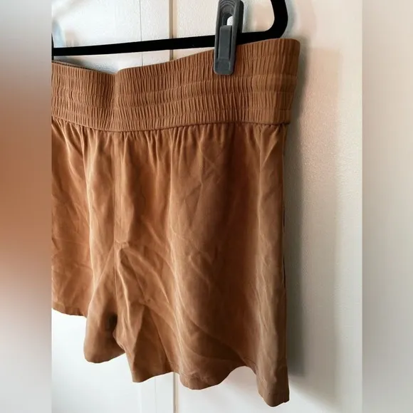 Open Edit Women's Plus NWOT Tie Waist Tan Dale Pull On Shorts Size 2X