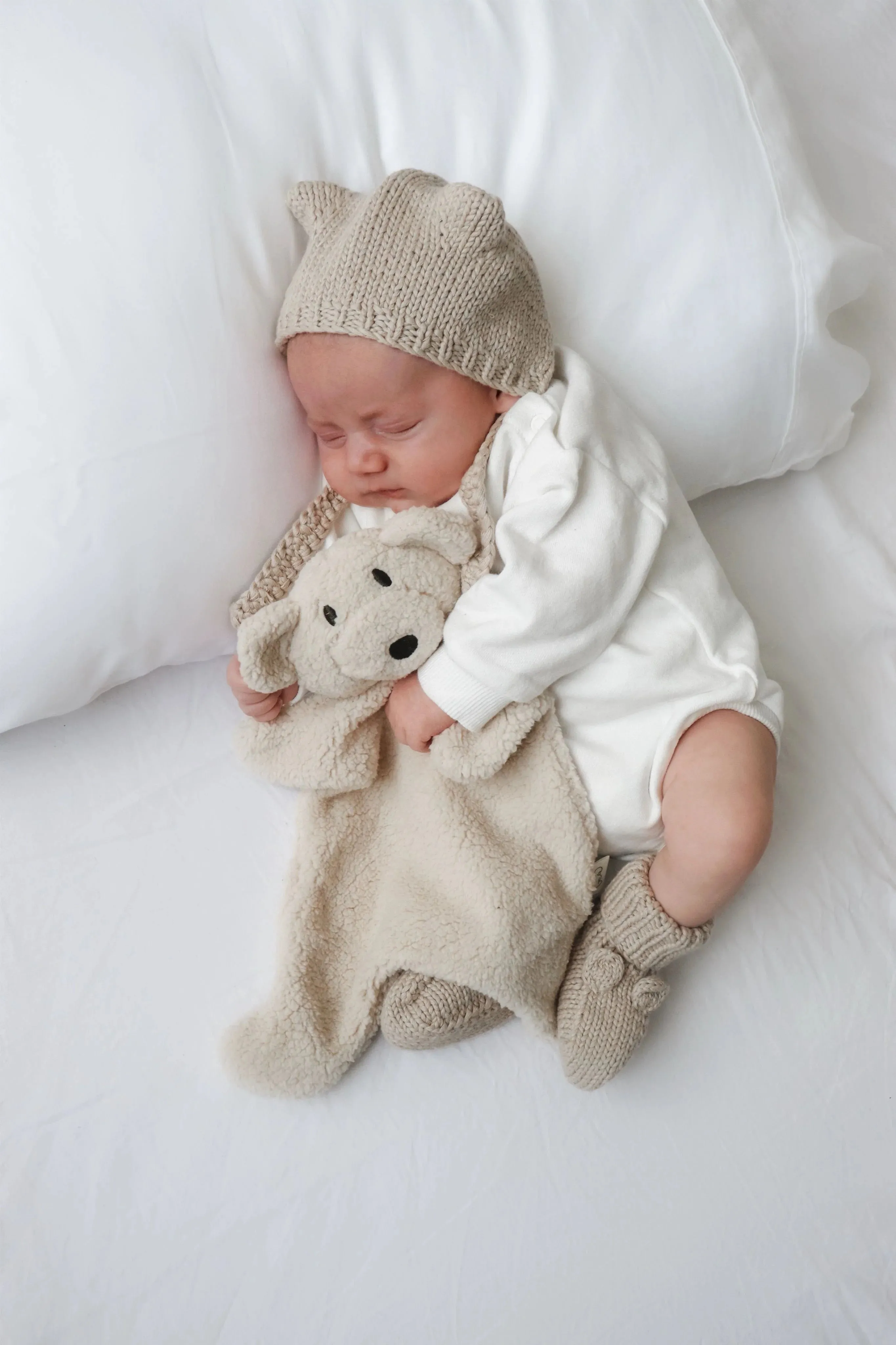 Pop Ya Tot Beary Knit Bonnet - Biscuit