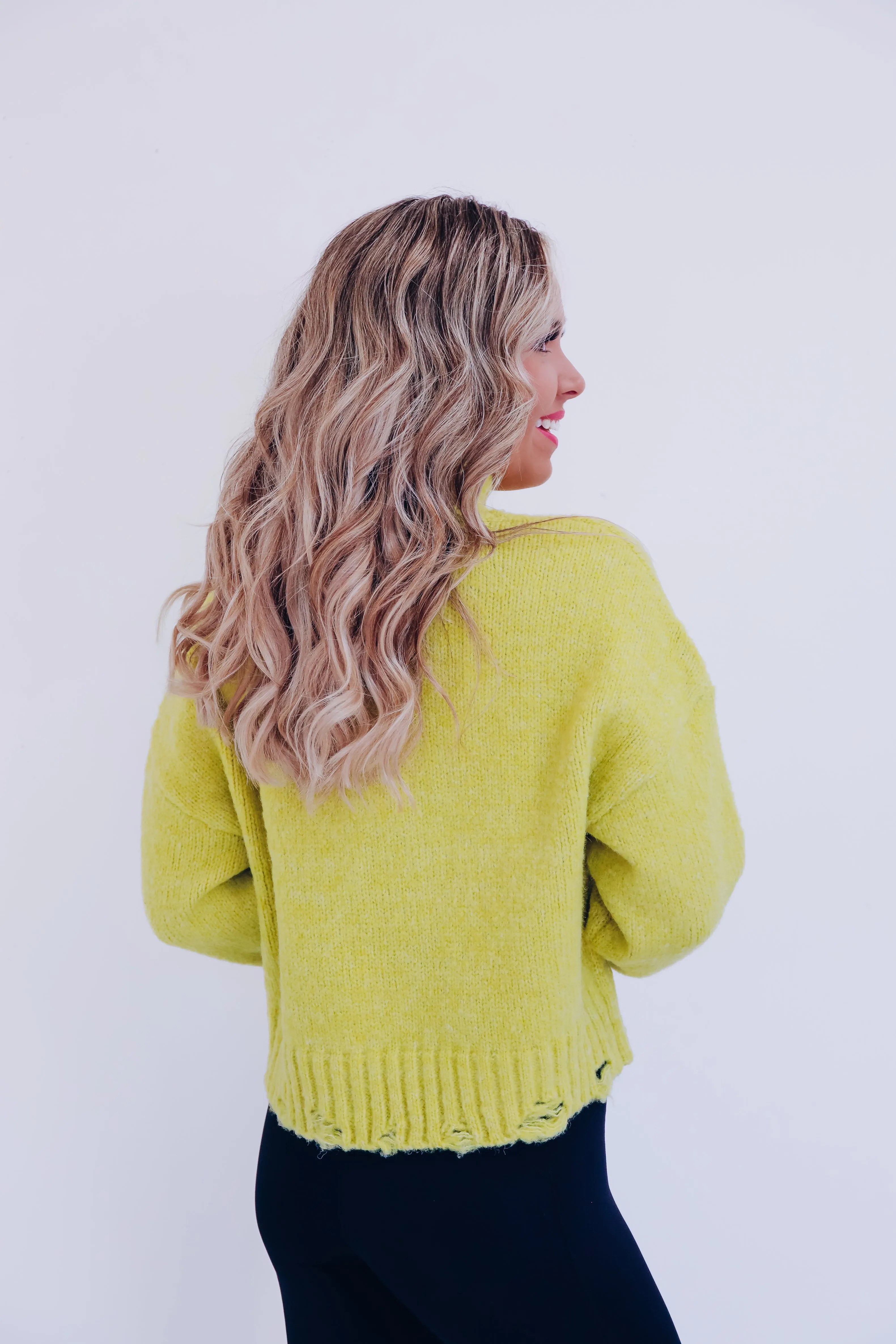 Ricca Cropped Distressed Sweater - Lime