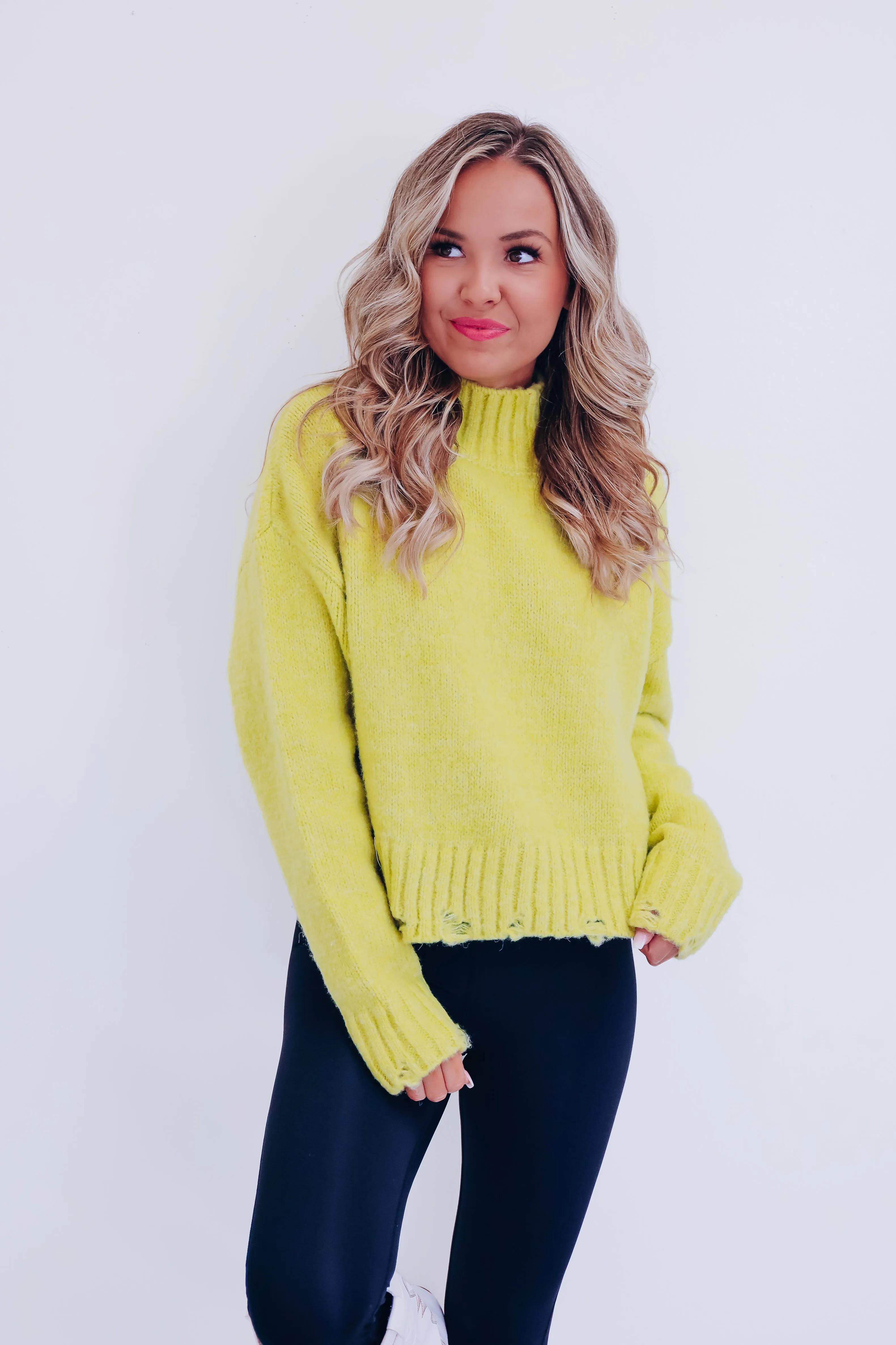 Ricca Cropped Distressed Sweater - Lime