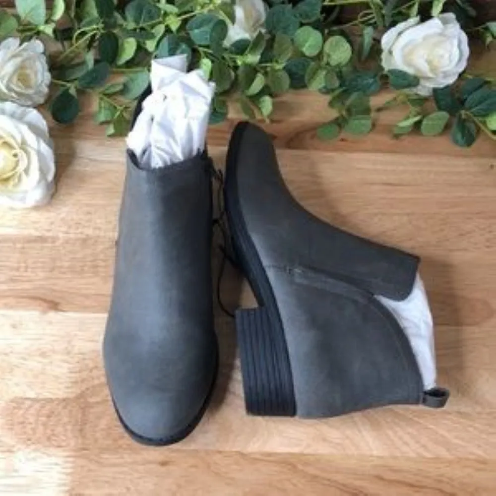 Sun   Stone Cadee Ankle Booties Grey 8W