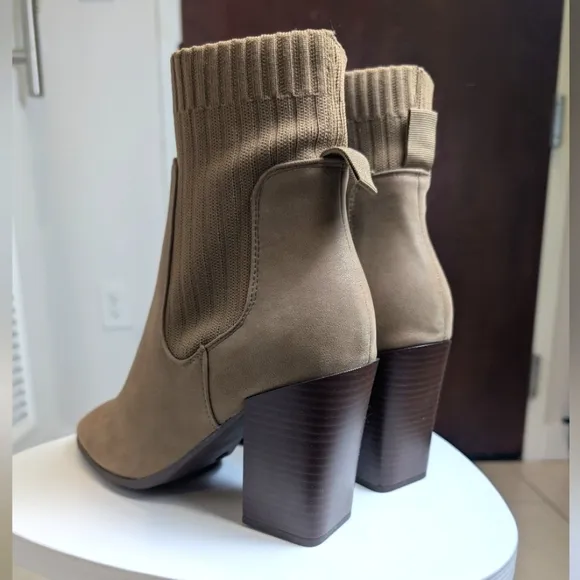 Tan Knit Block Heel Square Toe Ankle Booties 10
