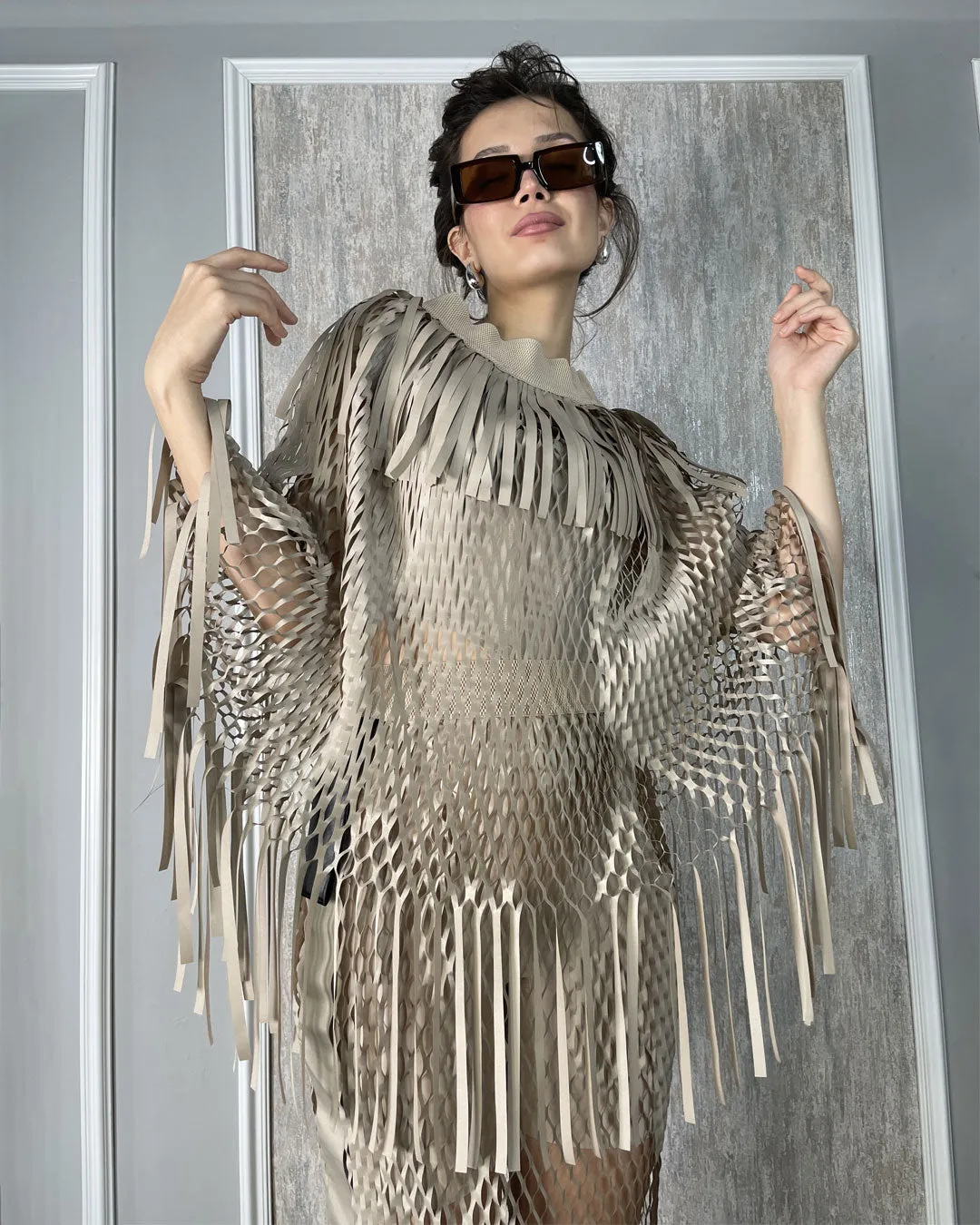 VERA FISHNET CLOAK