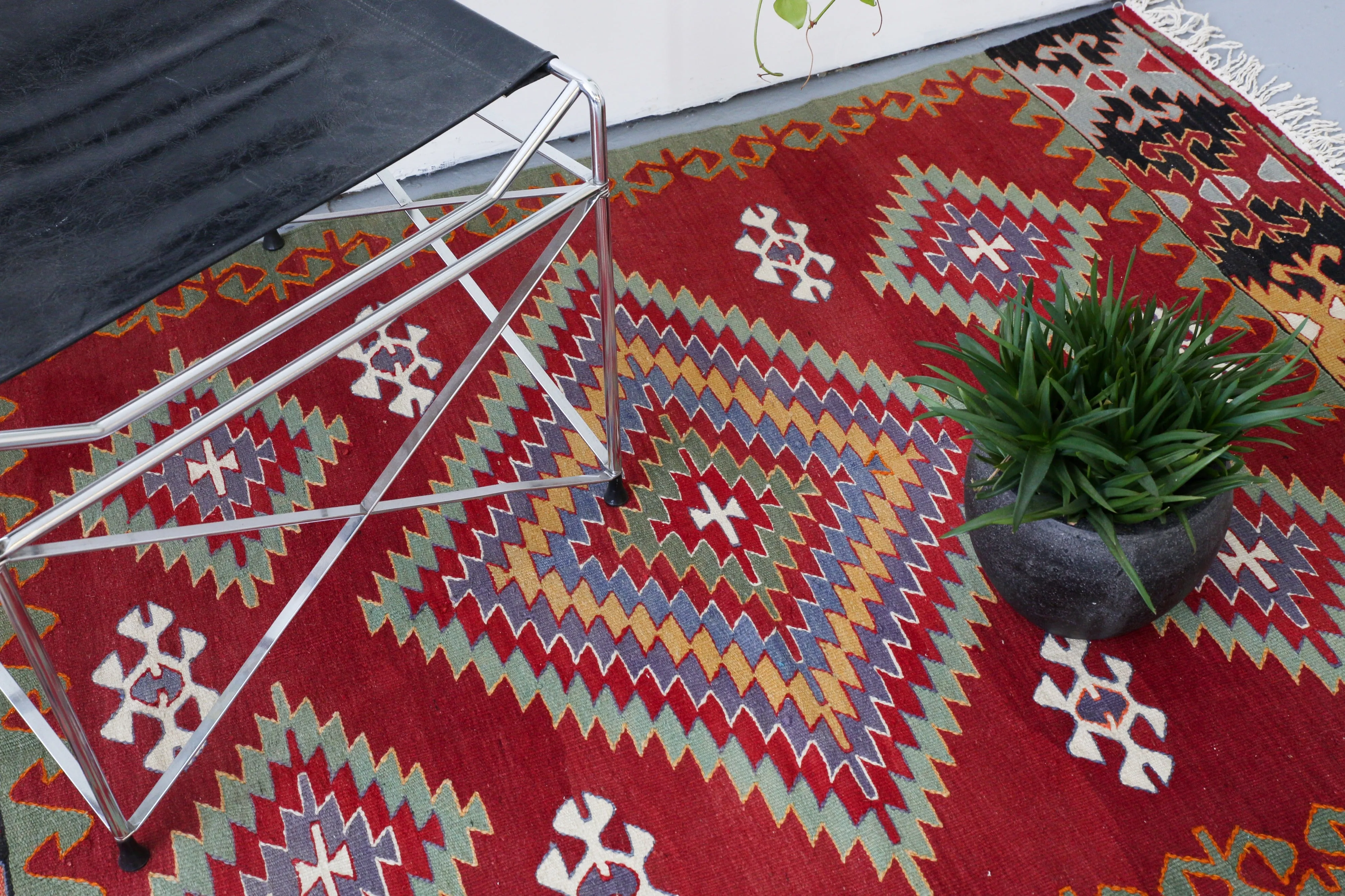 Vintage Turkish Denizli Kilim Rug 3'9"x6'2"