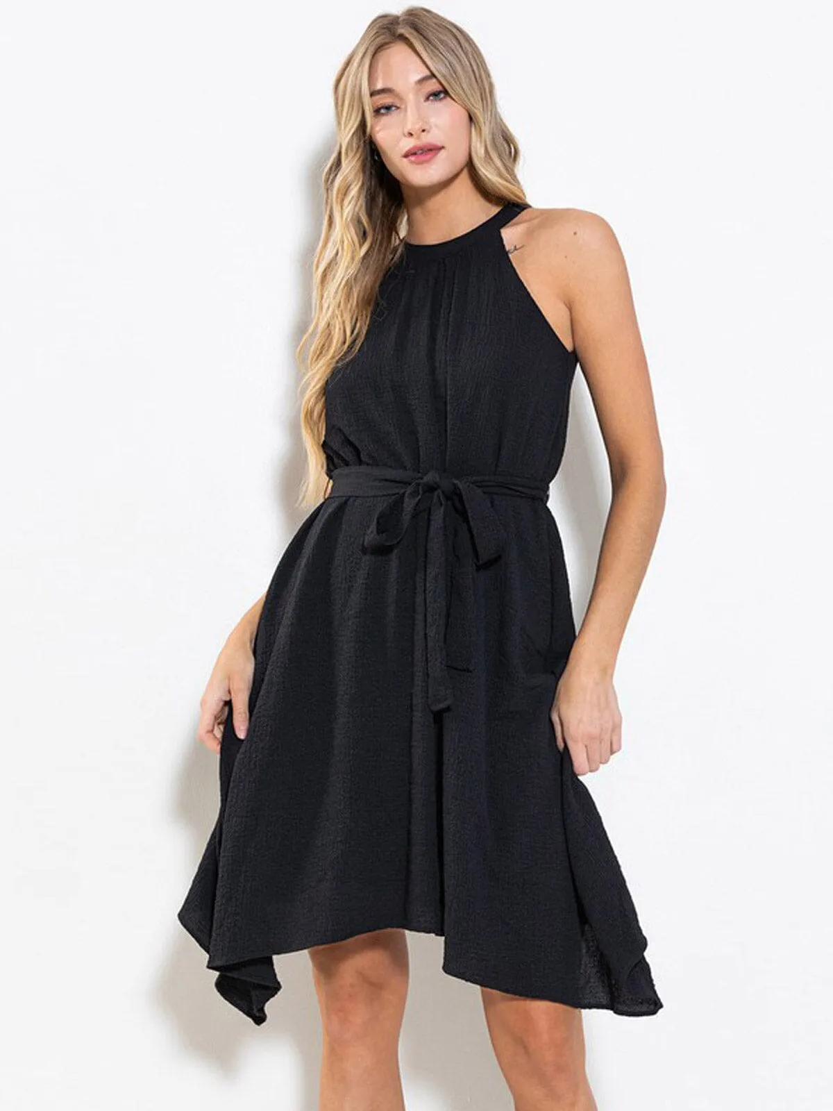 WOMEN'S SLEEVELESS HALTER NECK SELF TIE HIGH-LOW MINI DRESS