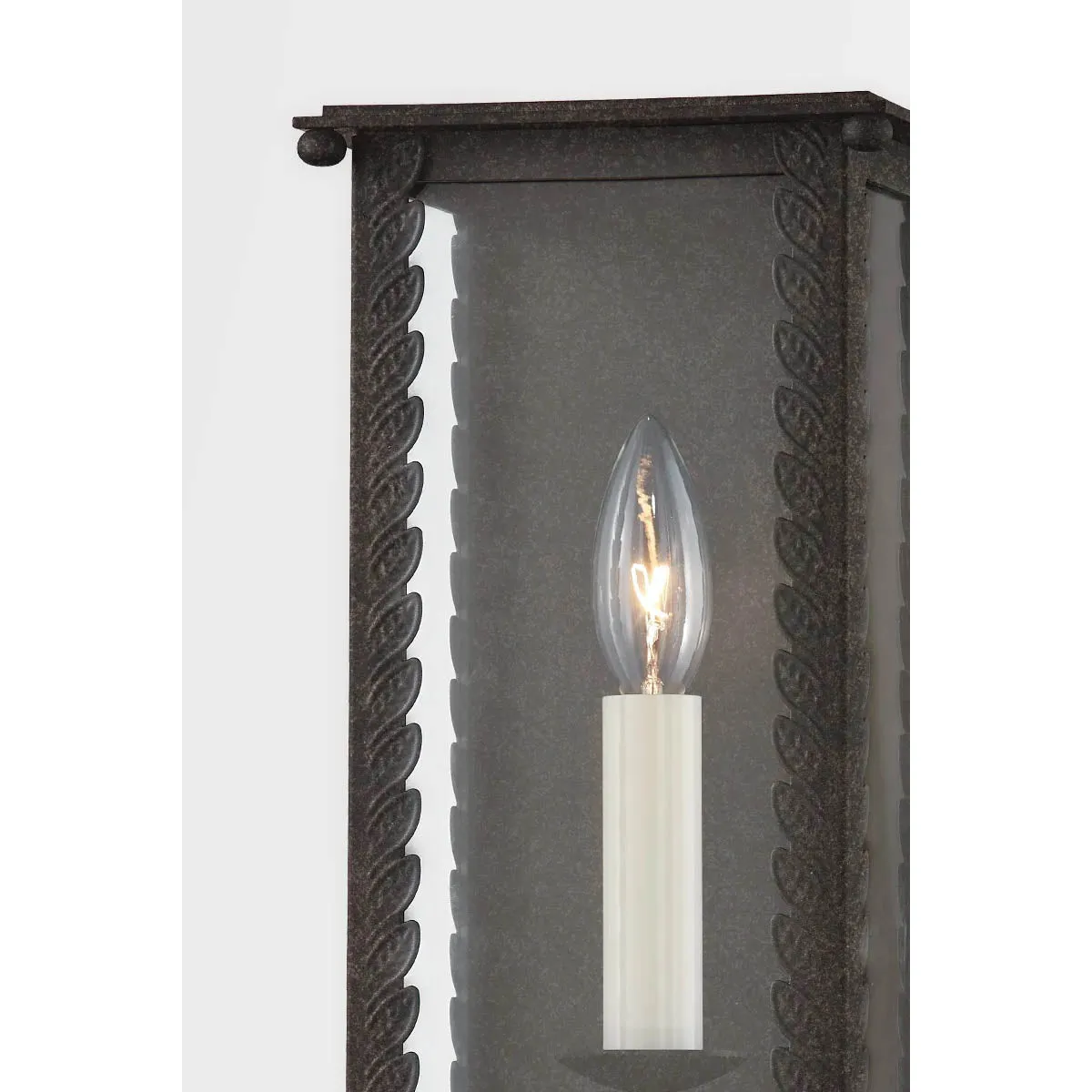 Zuma Sconce